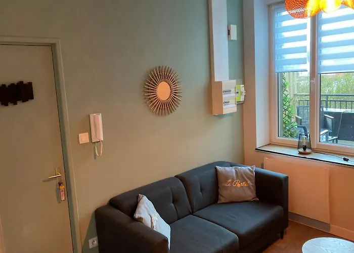 La Petite Terrasse D\'Arthur; Appartement Terrasse A 50M De La Mer